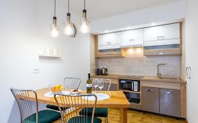 Apartman Ana Lotre